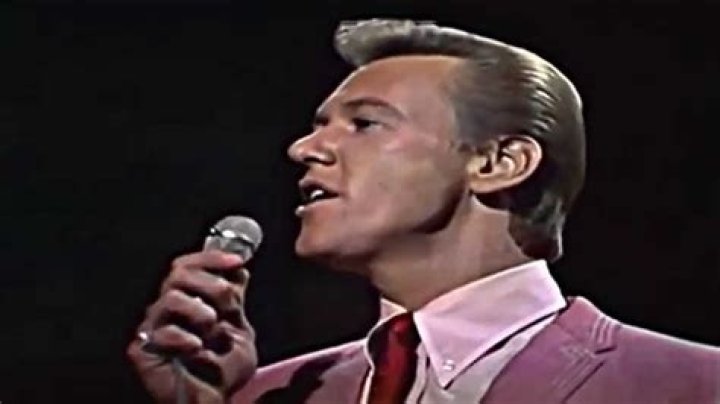 Bobby Hatfield: The Legendary Voice Of The Righteous Brothers