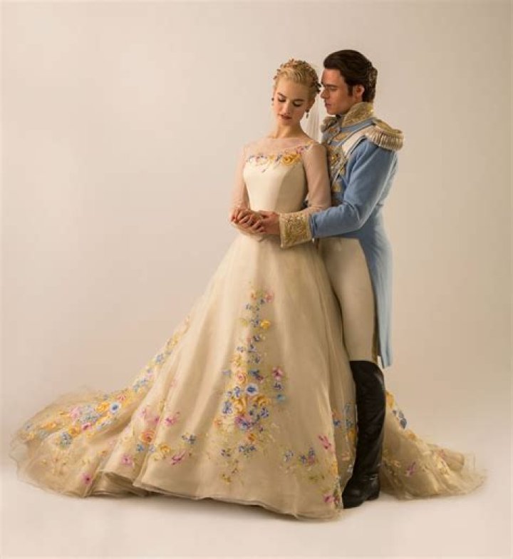 Enchanting Cinderella Wedding: A Fairytale Experience