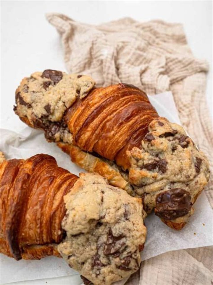 Discover The Delightful Art Of Crafting Perfect Cookie Croissants