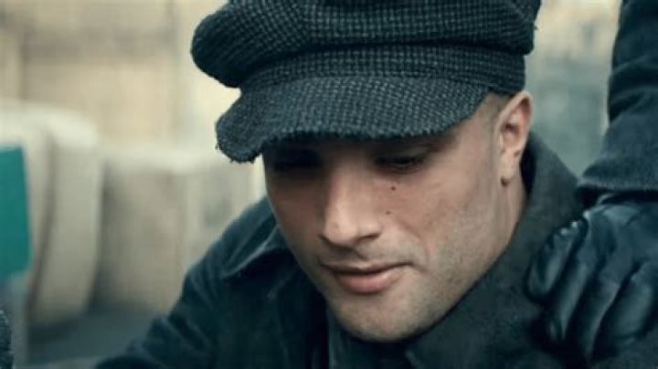 Unveiling Cosmo Jarvis In Peaky Blinders: A New Face In A Gritty World
