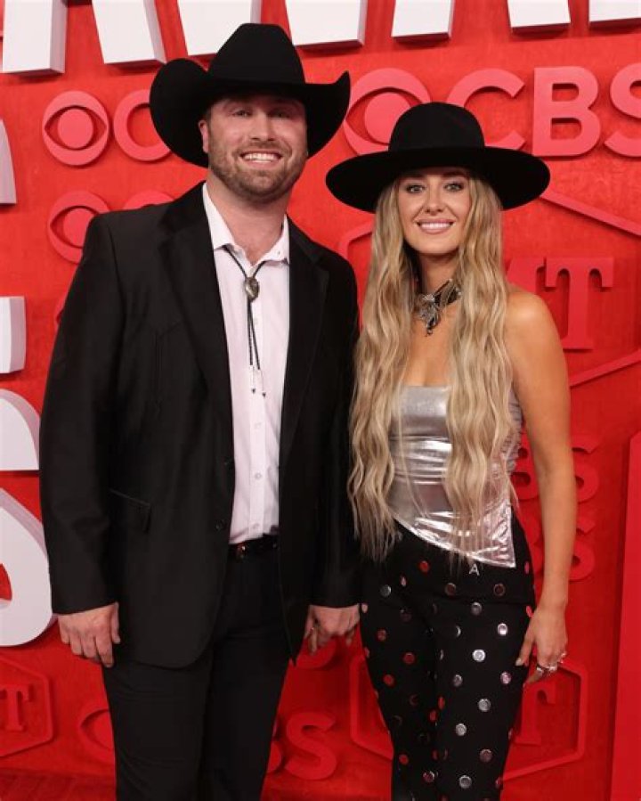 Does Lainey Wilson Have Kids?