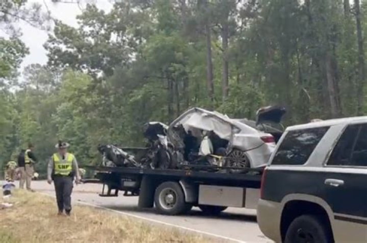 Deadly Highway Crash: Lives Lost In Tragic Accident