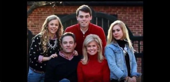 Anne Wilson's Brother's Death: Unraveling The Tragedy