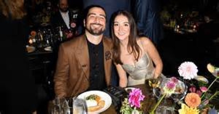 Noah Kahan: Engagement Status Unveiled