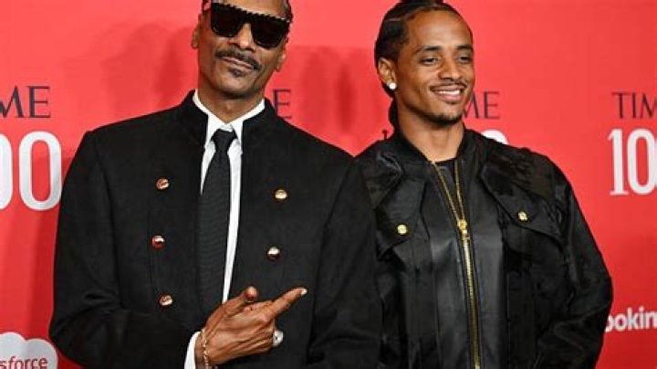 Unveiling Snoop Dogg's Grandpa Status: Secrets And Surprises Revealed