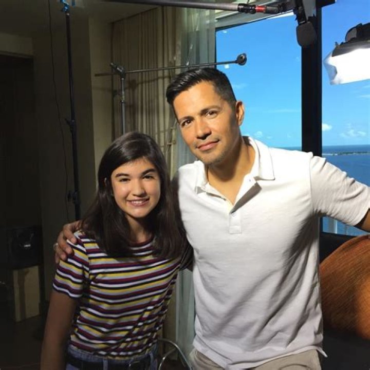 Exploring The Family Life Of Jay Hernandez: A Look Into His Children