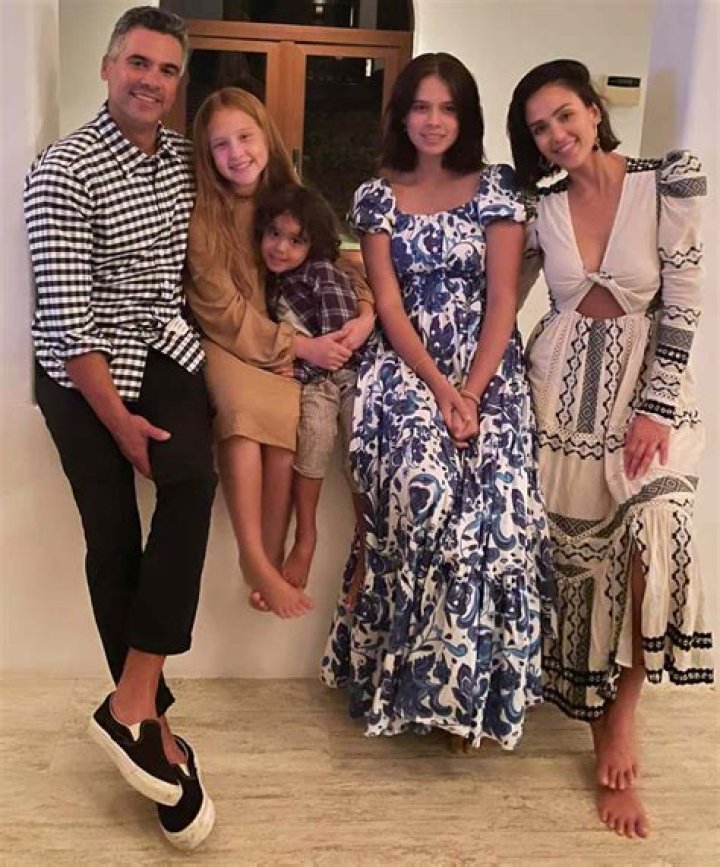 Unveiling The Dynamic World Of Jessica Alba's Family: Exclusive Insights