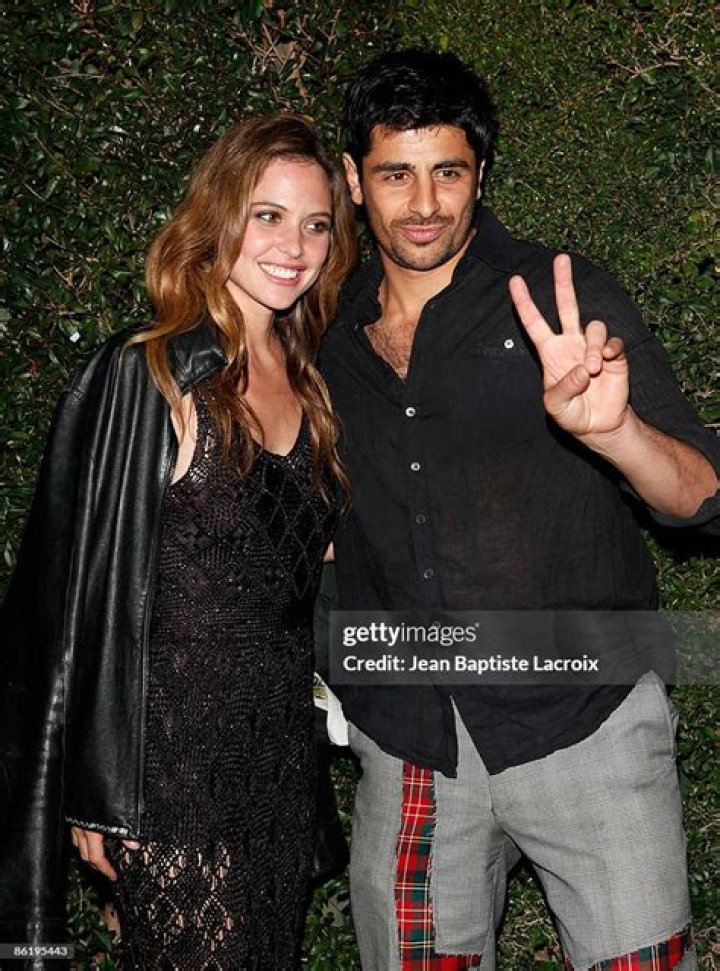 Unveiling Josie Maran's Musical Maestro: Ali Alborzi