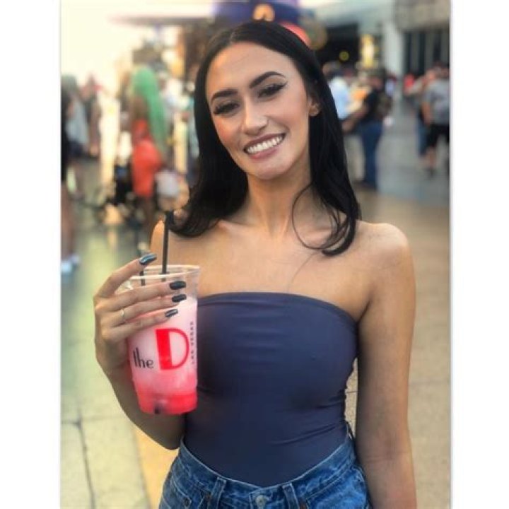 Explore The Life Of Lee Asher And His Wife Sarah: An Intimate Portrait