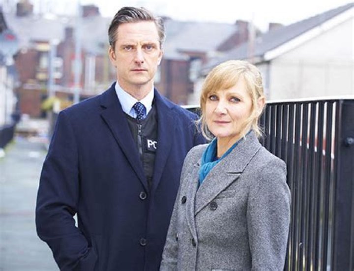 Uncovering The Extraordinary Lives Of Lesley Sharp's Children: Zachary Gleaves And Gabriel