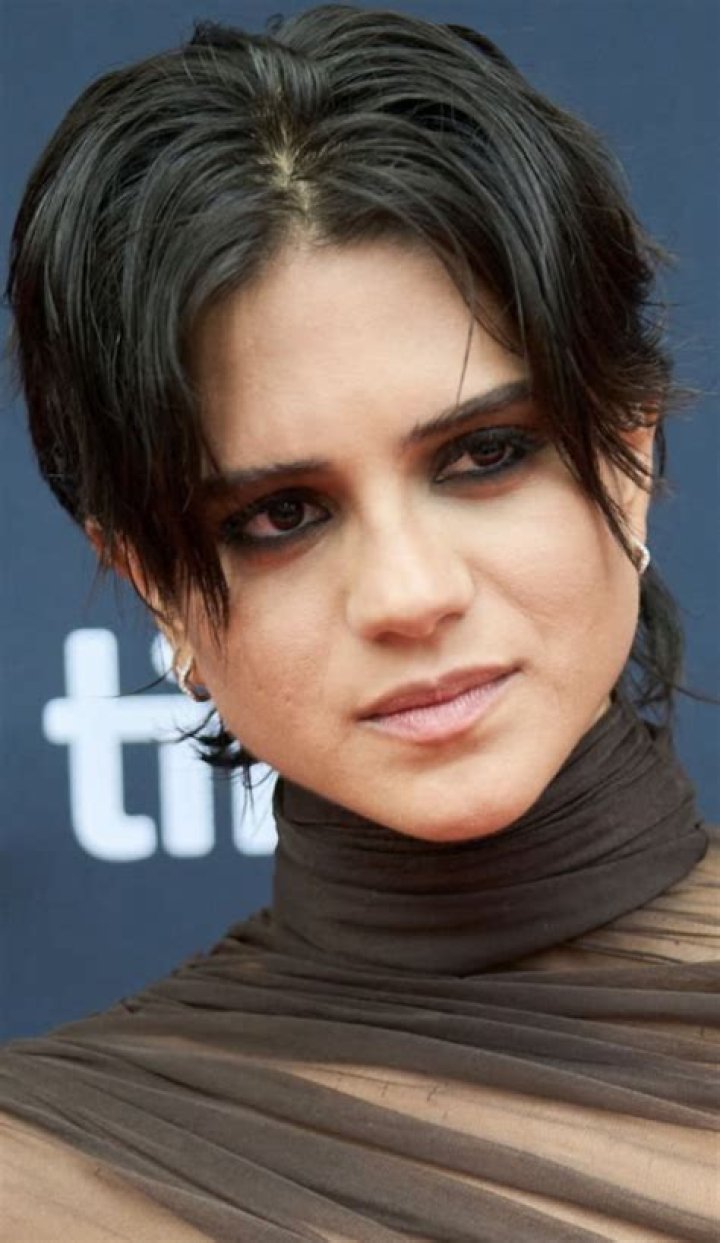 Lina Esco Haircut: A Trendsetting Style Icon
