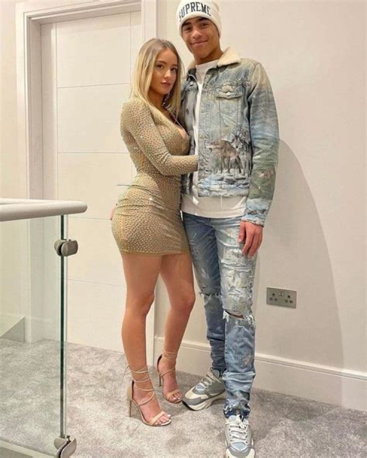 Unveiling The Truth: Mason Greenwood's Girlfriend Revealed