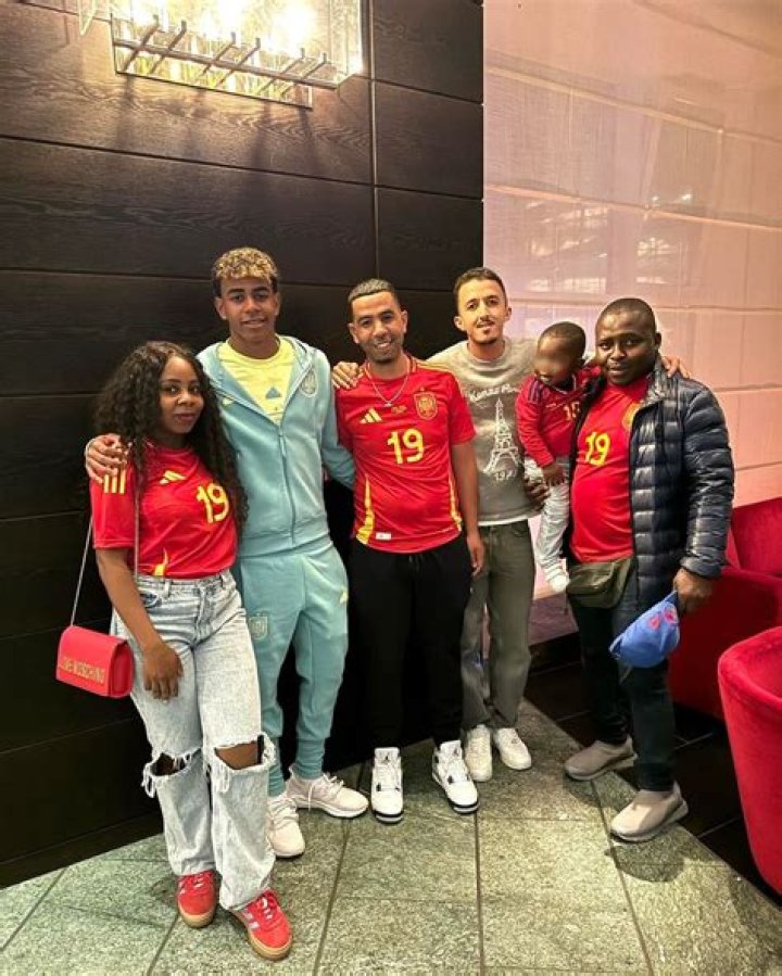 Who Is The Wife Of Mounir Nasraoui?