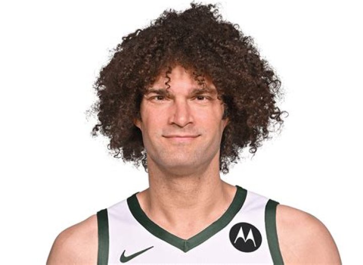 Discover The Skills Of NBA Star: Robin Lopez