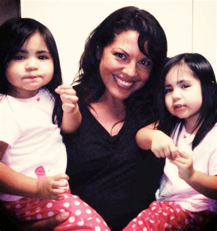Ultimate Guide To Sara Ramirez's Children | Exploring Parenthood