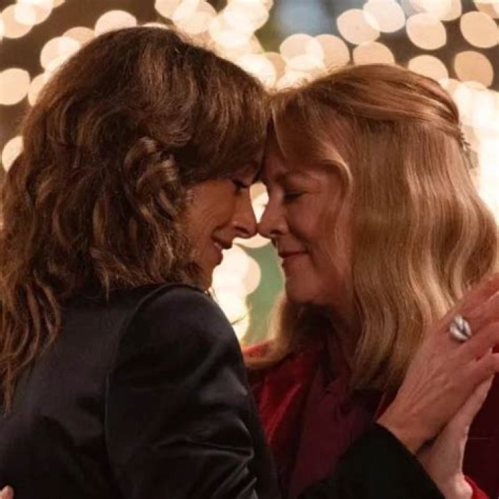 Unveiling The Mystery: Who Is Laurel Holloman Married To Now?