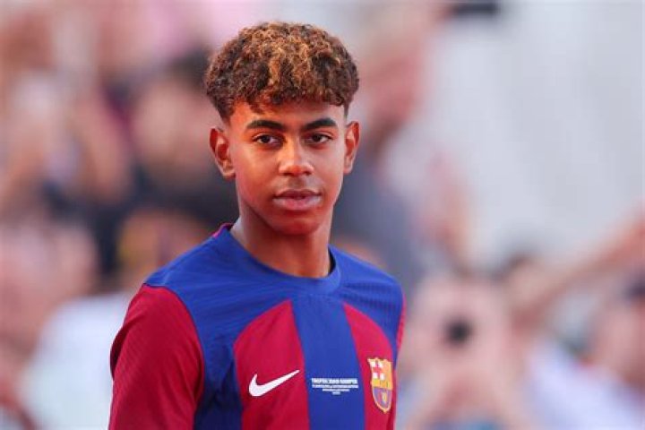 Guide To Yamal Contract Wages